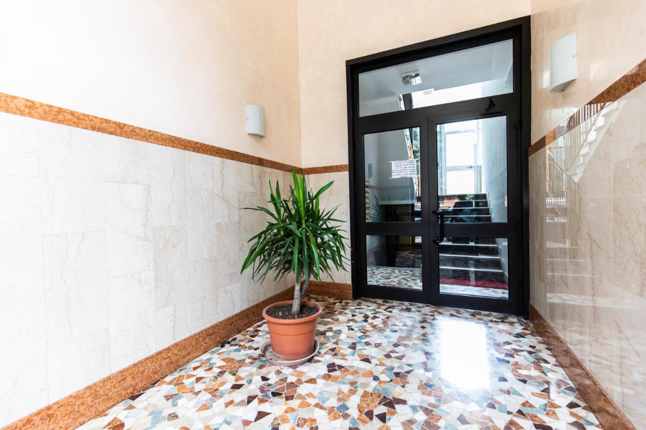 Bellarmino 21 Apartment Milan Exterior photo